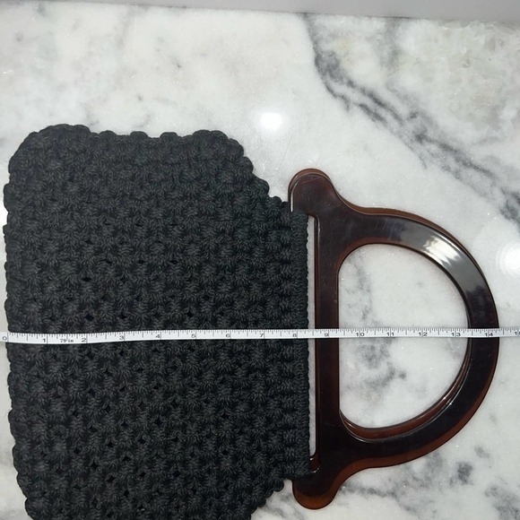 Vintage Macrame Black Lined Knotted Handbag w Plastic Tortoise Shell Handles - Picture 7 of 9